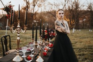 dark wedding halloween rochie de mireasa neagra